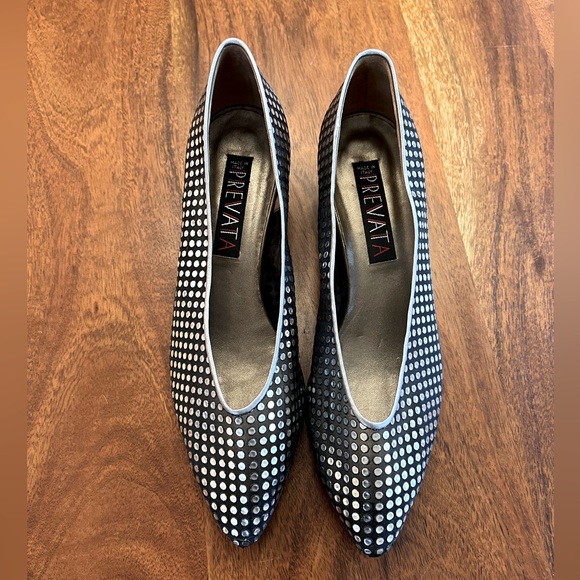 Prevata V Toe silver and black Kitten Heels Size 8.5 - Picture 3 of 6